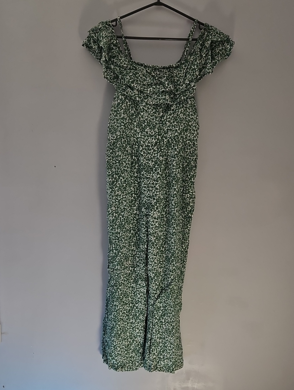 Abercrombie & Fitch Green Floral One-Piece Bodysuit